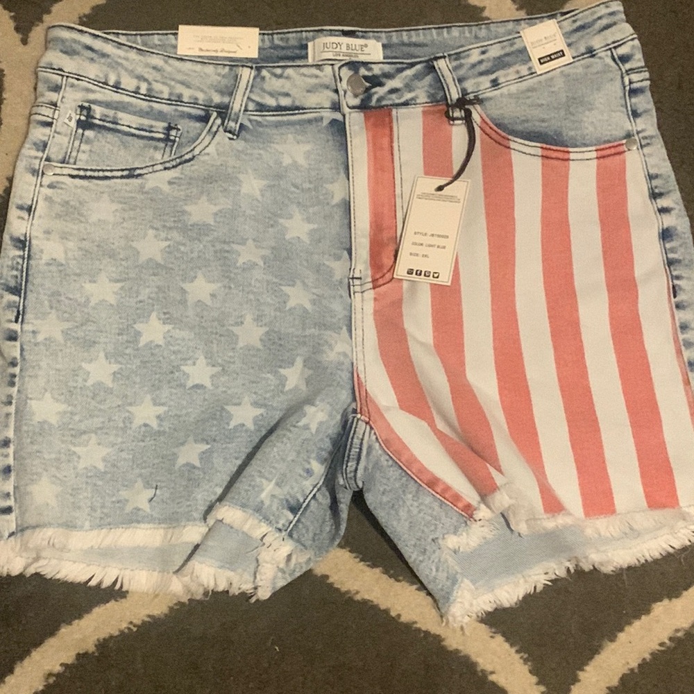 Judy Blue Flag Shorts